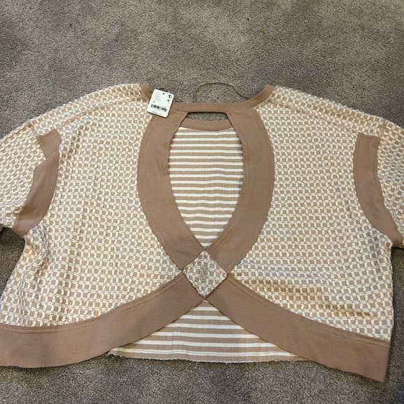 NWT -- FP movement - beige and white knit open back top - Size medium - Picture 6 of 8